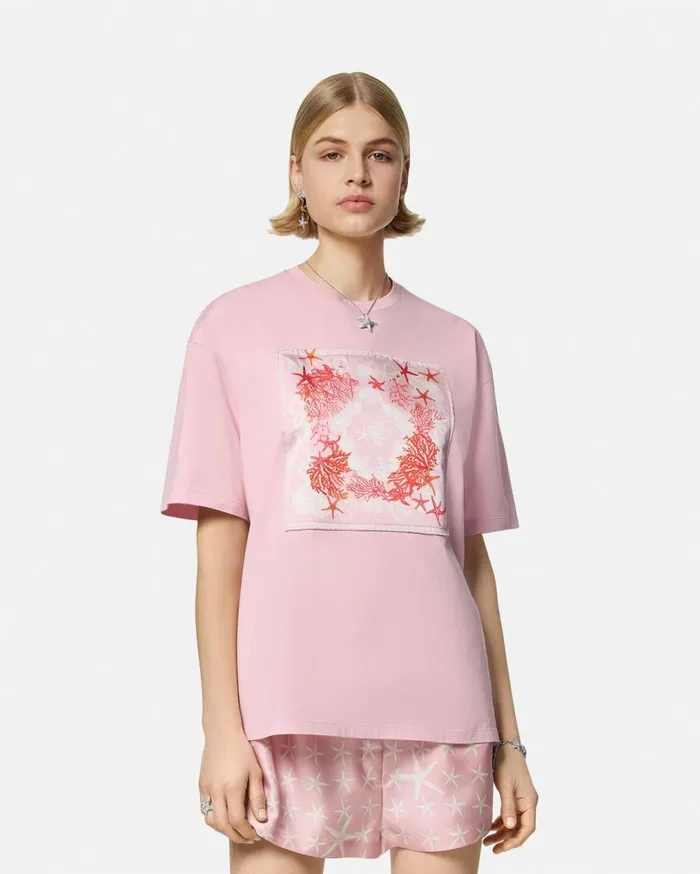Versace TShirts and Sweatshirts Barocco Sea Oversized TShirt Pinkprint 8211 Women Versace TShirts and Sweatshirts Barocco Sea Oversized TShirt Pinkprint 8211 Women