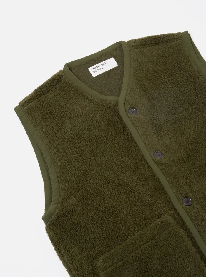 Waistcoats and Gilets Men Universal Works Universal Works Lancaster Gilet In Olive Mountain Fleece