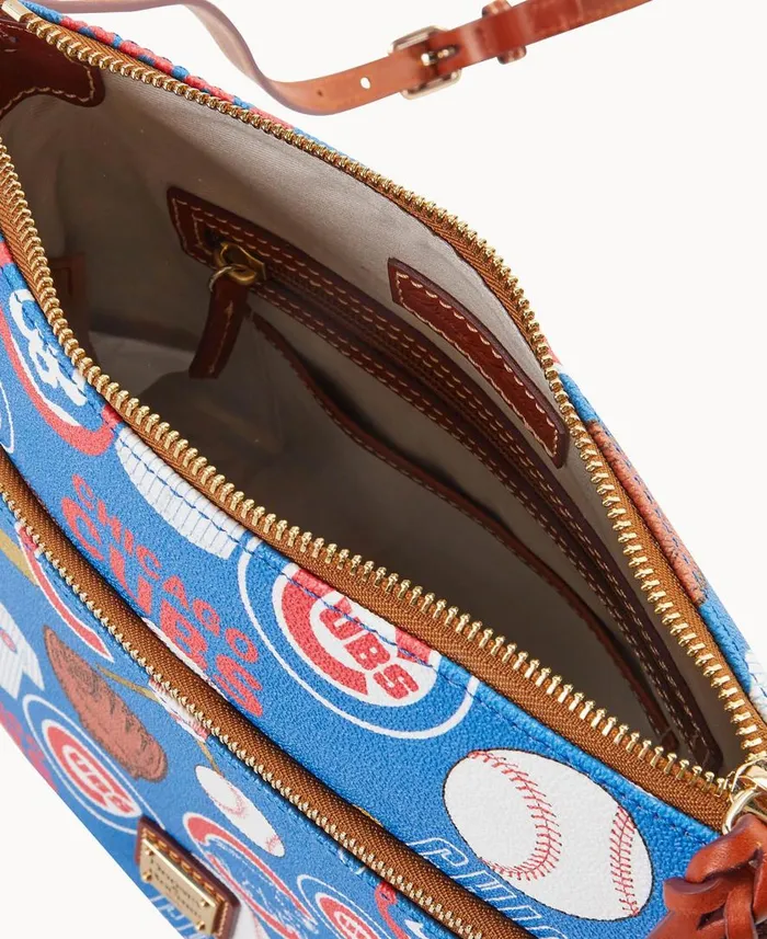 Woman MLB Cubs Crossbody Cubs Dooney and Bourke Crossbodies Woman MLB Cubs Crossbody Cubs Dooney and Bourke Crossbodies