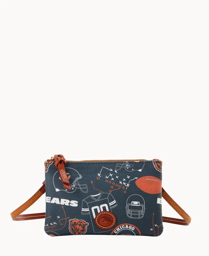 Woman NFL Bears Top Zip Crossbody Bears Dooney and Bourke Crossbodies