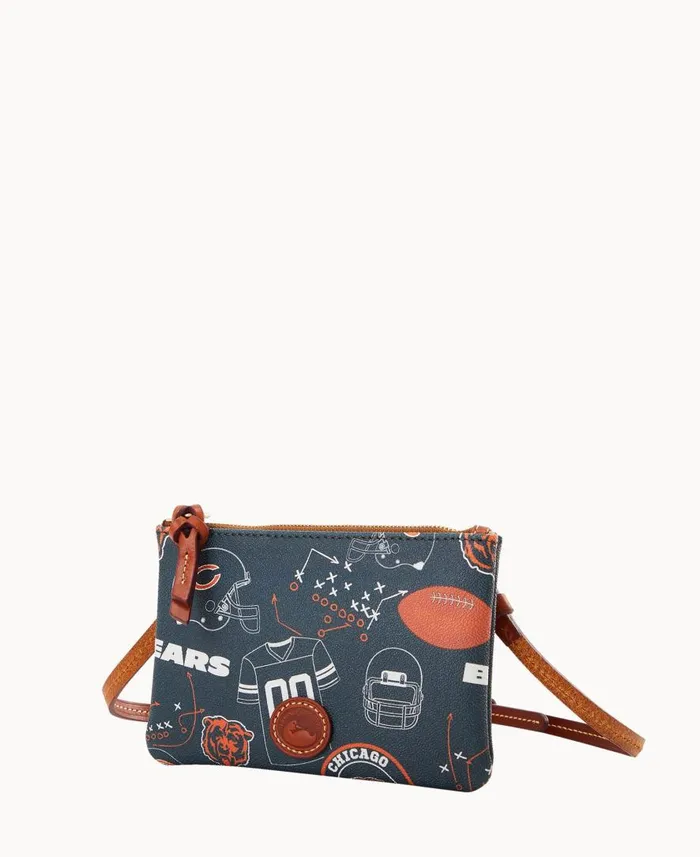 Woman NFL Bears Top Zip Crossbody Bears Dooney and Bourke Crossbodies Woman NFL Bears Top Zip Crossbody Bears Dooney and Bourke Crossbodies