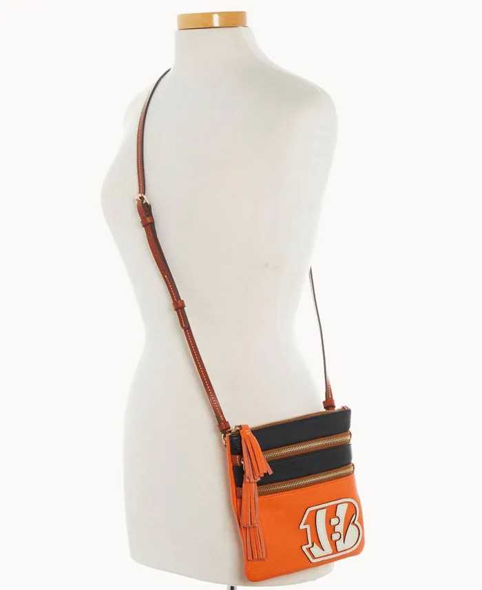 Woman NFL Bengals Triple Zip Crossbody Bengals Dooney and Bourke Crossbodies Woman NFL Bengals Triple Zip Crossbody Bengals Dooney and Bourke Crossbodies