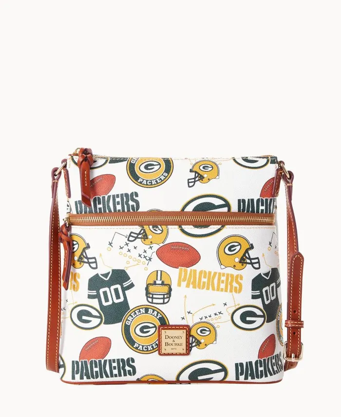 Woman NFL Packers Crossbody Packers Dooney and Bourke Crossbodies