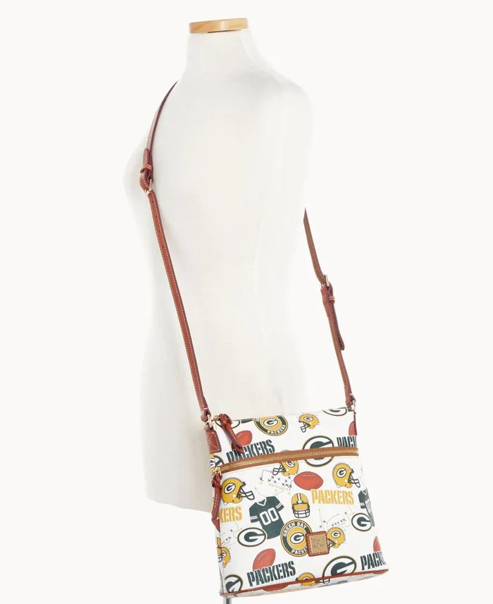 Woman NFL Packers Crossbody Packers Dooney and Bourke Crossbodies Woman NFL Packers Crossbody Packers Dooney and Bourke Crossbodies