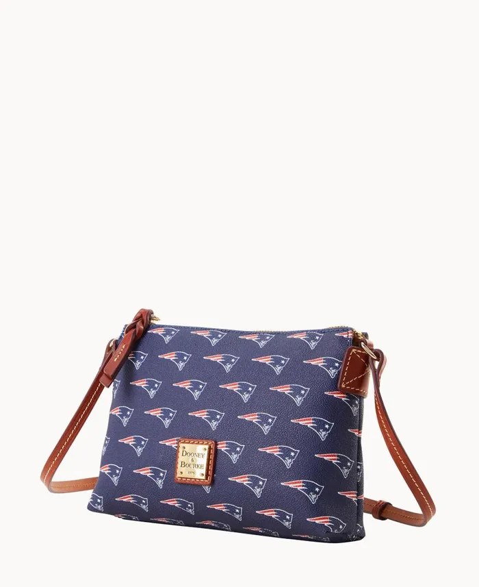 Woman NFL Patriots Crossbody Pouchette Patriots Dooney and Bourke Crossbodies Woman NFL Patriots Crossbody Pouchette Patriots Dooney and Bourke Crossbodies
