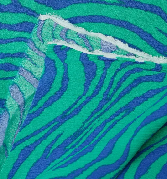 Women 3m Crinkle Viscose Fabric Cut 8211 Blue Print Promod Fabric Cuts And Patterns Women 3m Crinkle Viscose Fabric Cut 8211 Blue Print Promod Fabric Cuts And Patterns