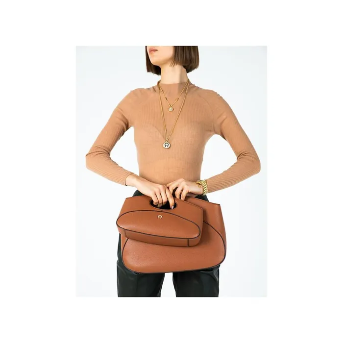 Women Aigner Bags Barbara Handbag L Women Aigner Bags Barbara Handbag L