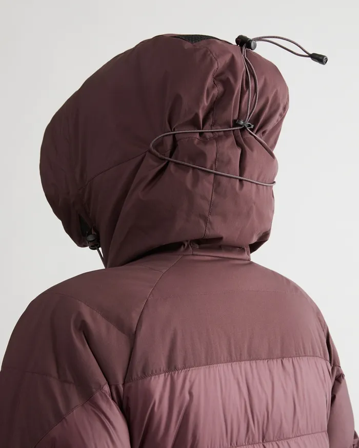 Women Atle 30 Midweight WoMidweight Down Jacket Amaranth Red Klttermusen Down and Insulated Jackets