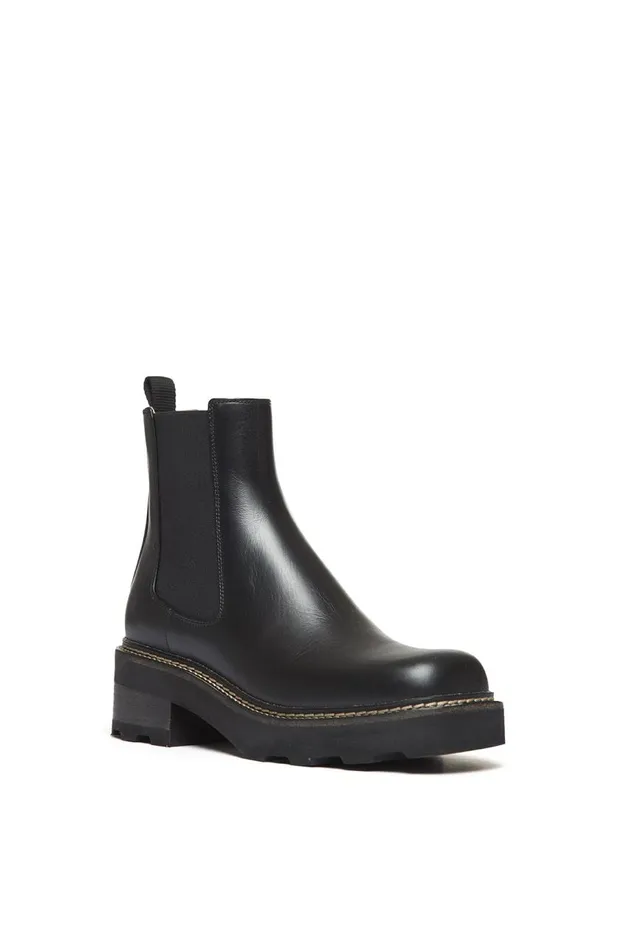 Women Boots Gabriela Hearst Jil Chelsea Boot In Black Leather