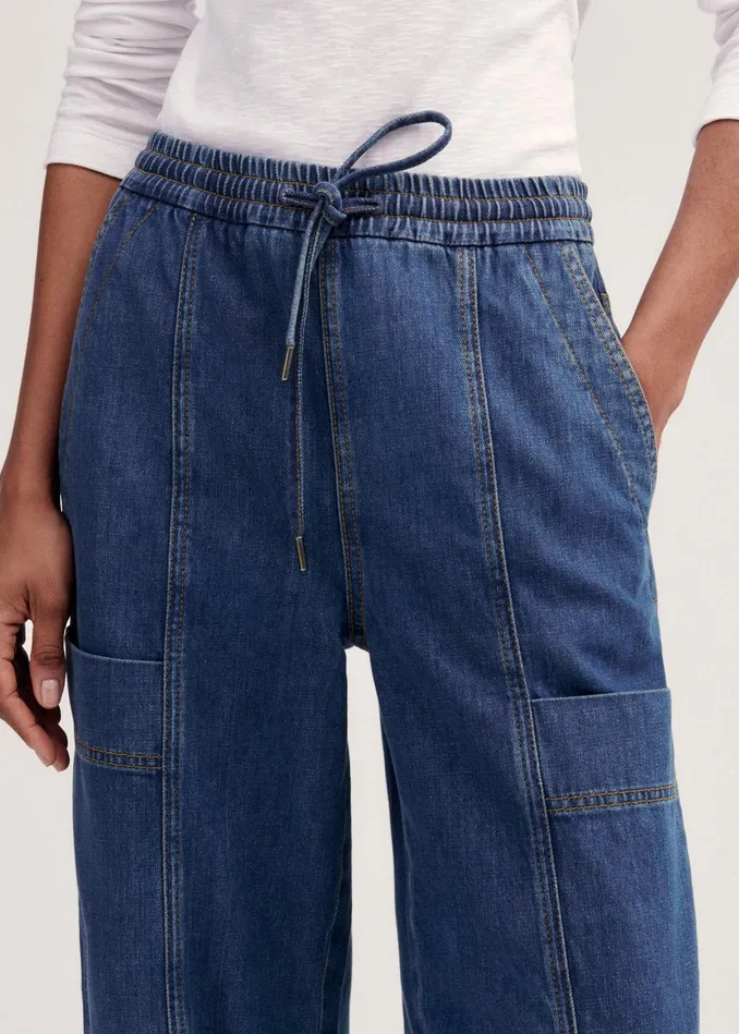 Women Cargo Travel Jean Mid Wash MEEM