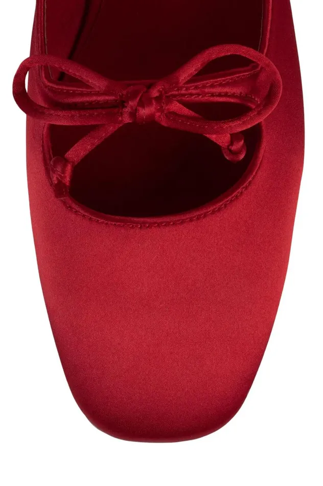 Women Jeffrey Campbell ClosedToe Elaine