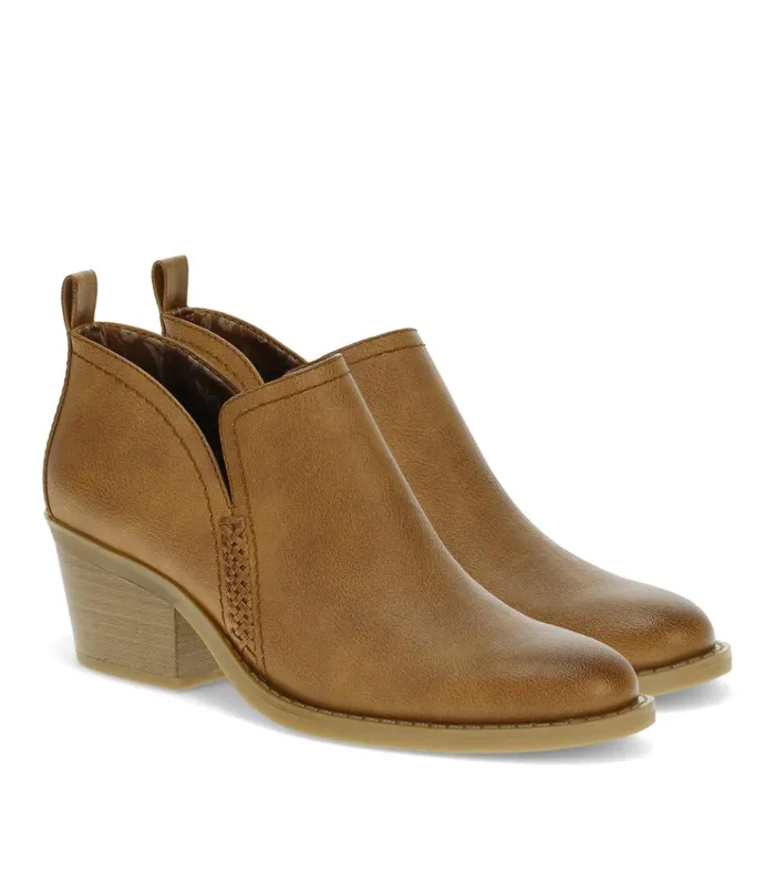 Women Lidian Ankle Bootie Walnut Baretraps Booties