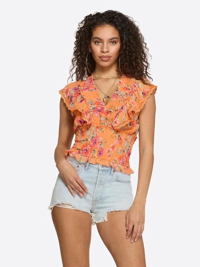 Women Lilianna Top In Watercolor Roses Jessica Simpson Tops and Tees