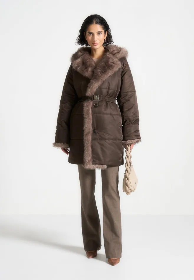 Women Manire De Voir Fur Longline Belted Coat Brown