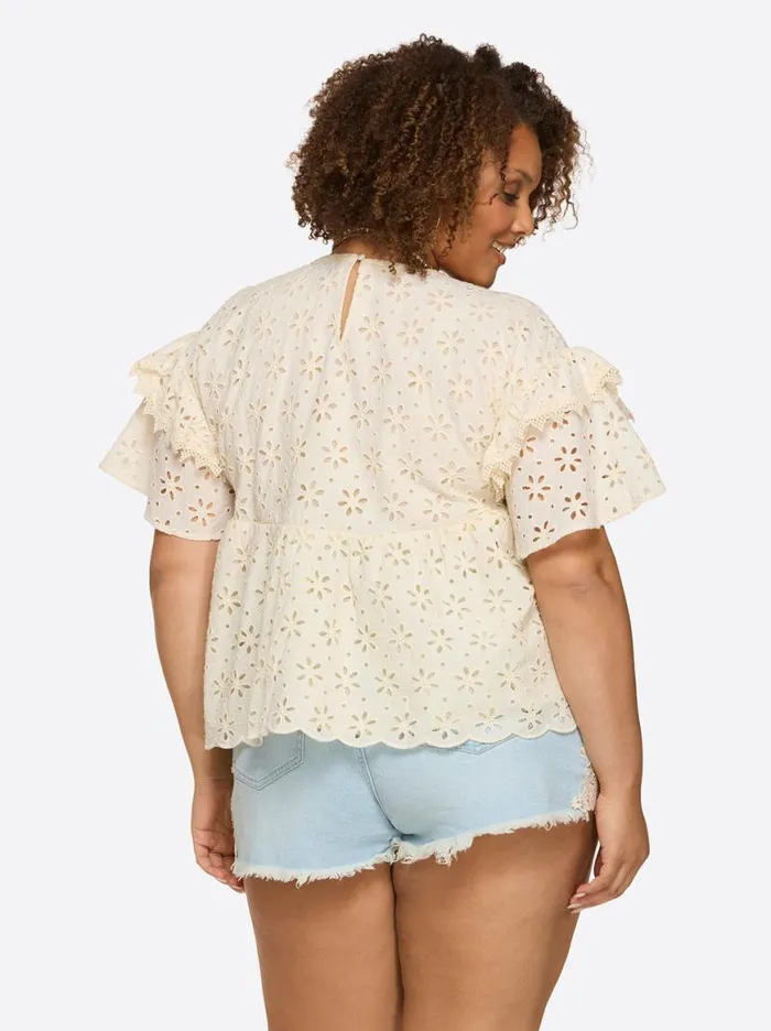 Women Mareike Top In Parchment Jessica Simpson Tops and Tees