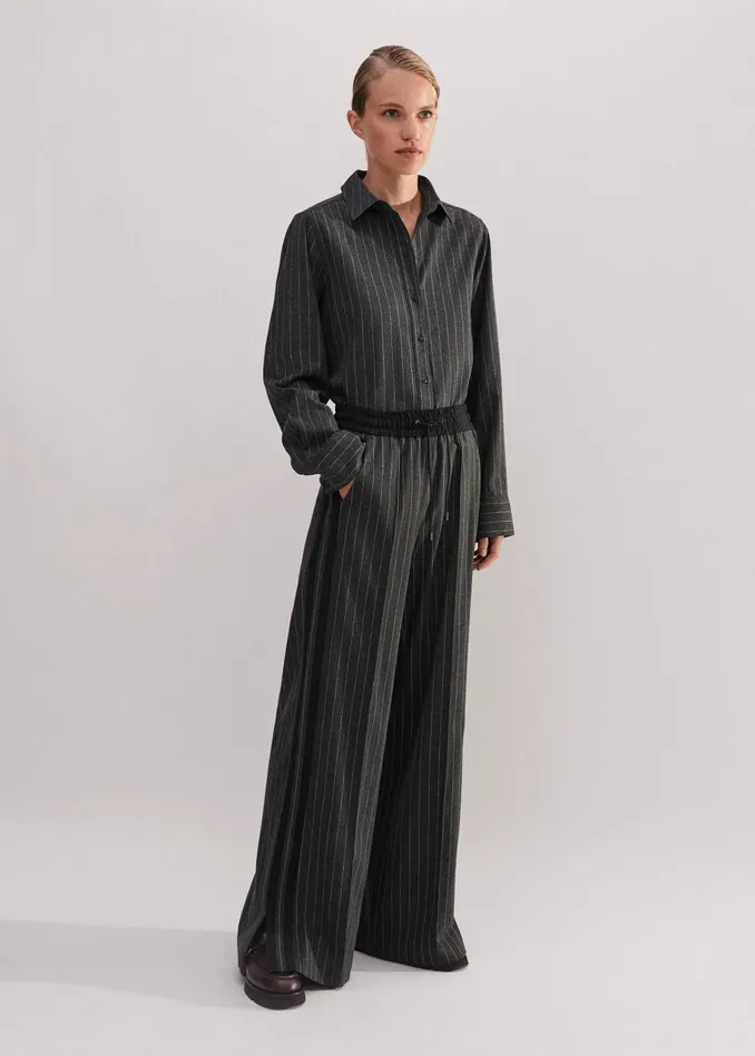 Women Pinstripe Forever Tailoring Shirt Camelcharcoal MEEM