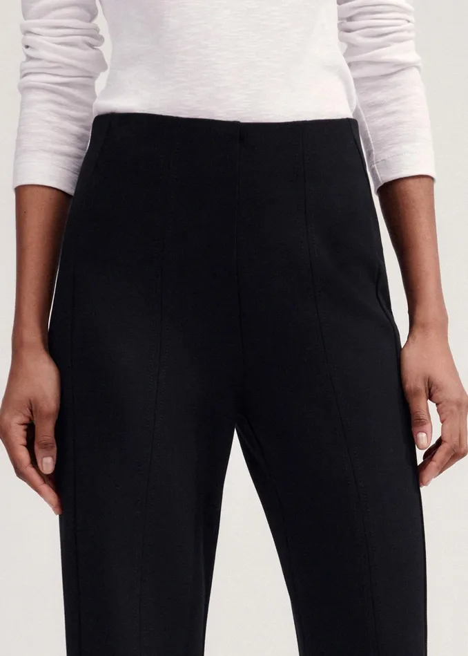 Women Regular Ultimate Stretch Travel Tailoring Pant Black MEEM
