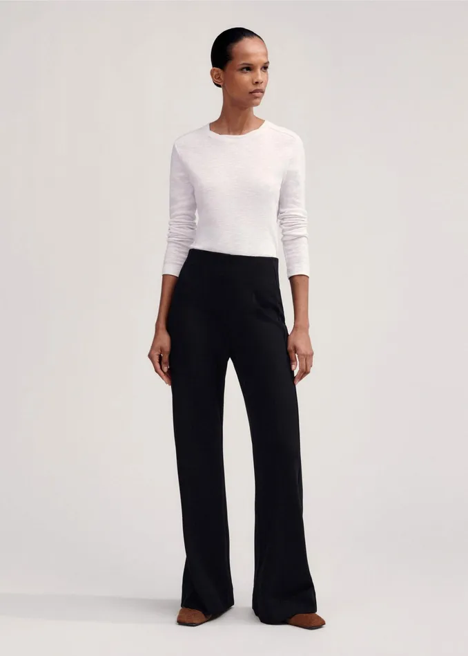Women Regular Ultimate Stretch Travel Tailoring Pant Black MEEM
