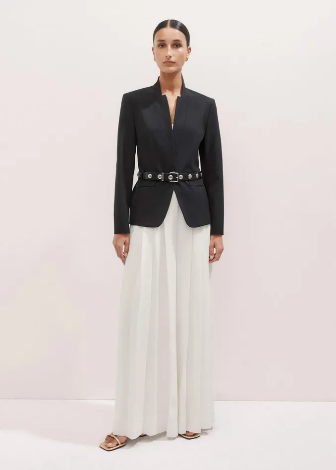 Women Textured Tailoring Collarless Blazer Black MEEM