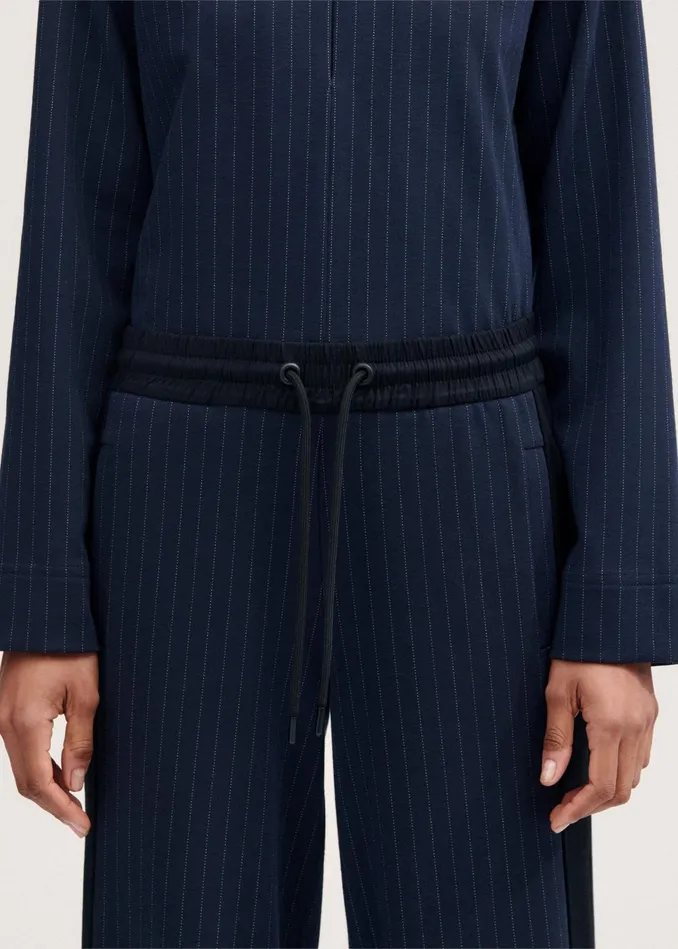 Women Travel Tailoring Pinstripe Pant Box Top Coord MEEM