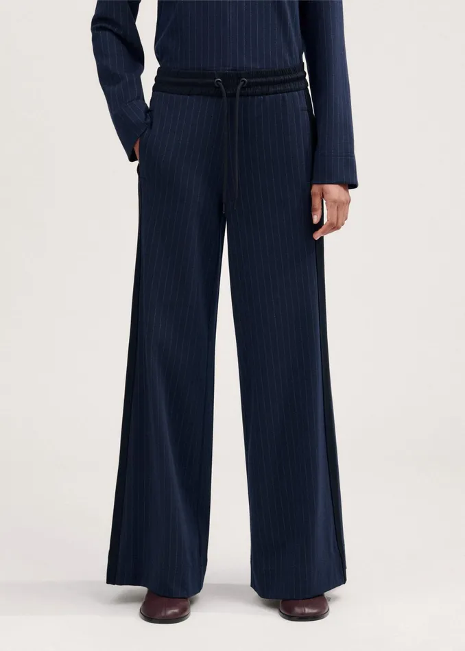 Women Travel Tailoring Pinstripe Pant Box Top Coord MEEM