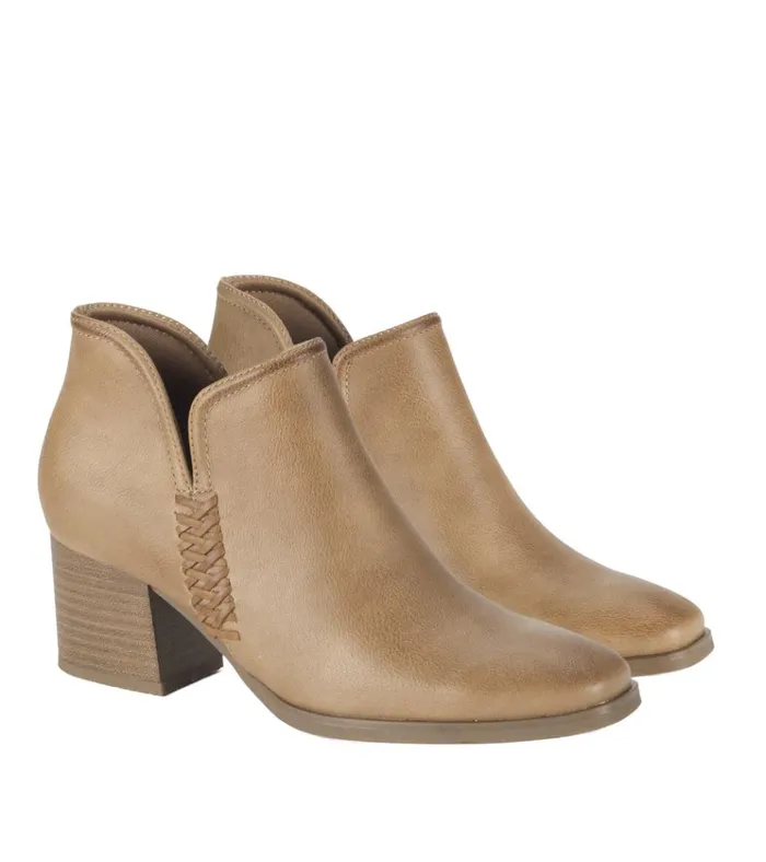 Women Tristen Ankle Bootie Salted Caramel Baretraps Booties
